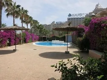 Marina Park Hotel